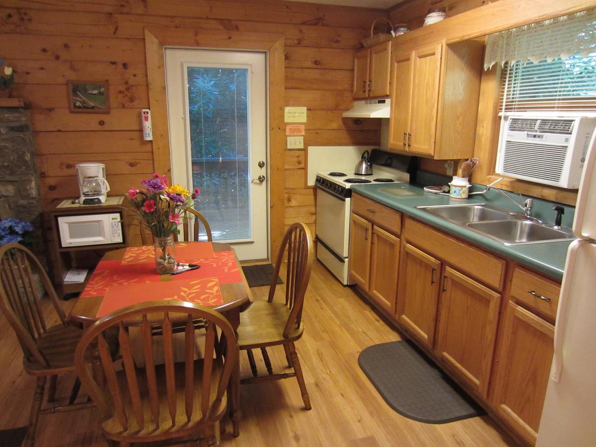 Misty Creek Log Cabins 매기 벨리 외부 사진