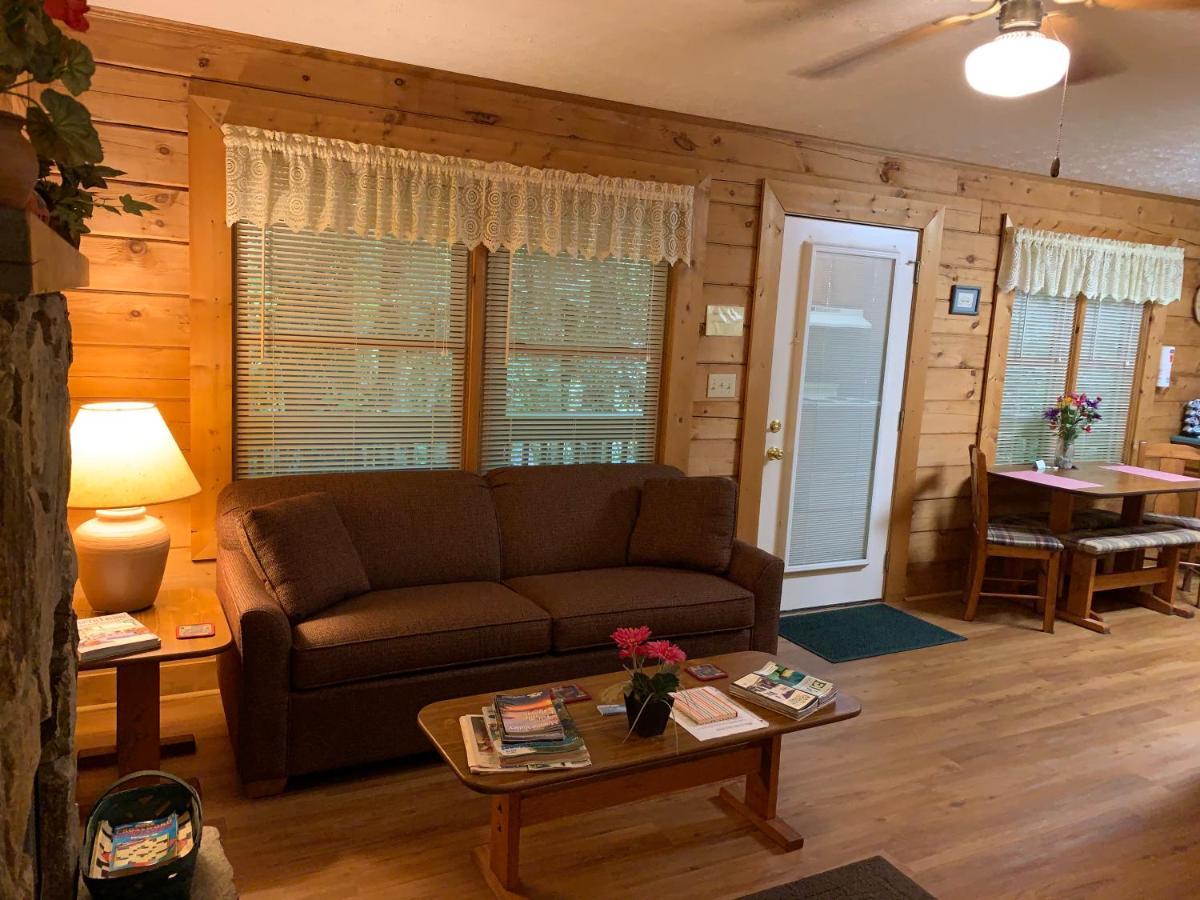 Misty Creek Log Cabins 매기 벨리 외부 사진