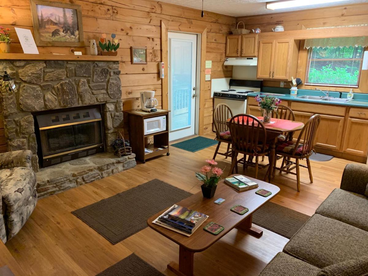 Misty Creek Log Cabins 매기 벨리 외부 사진